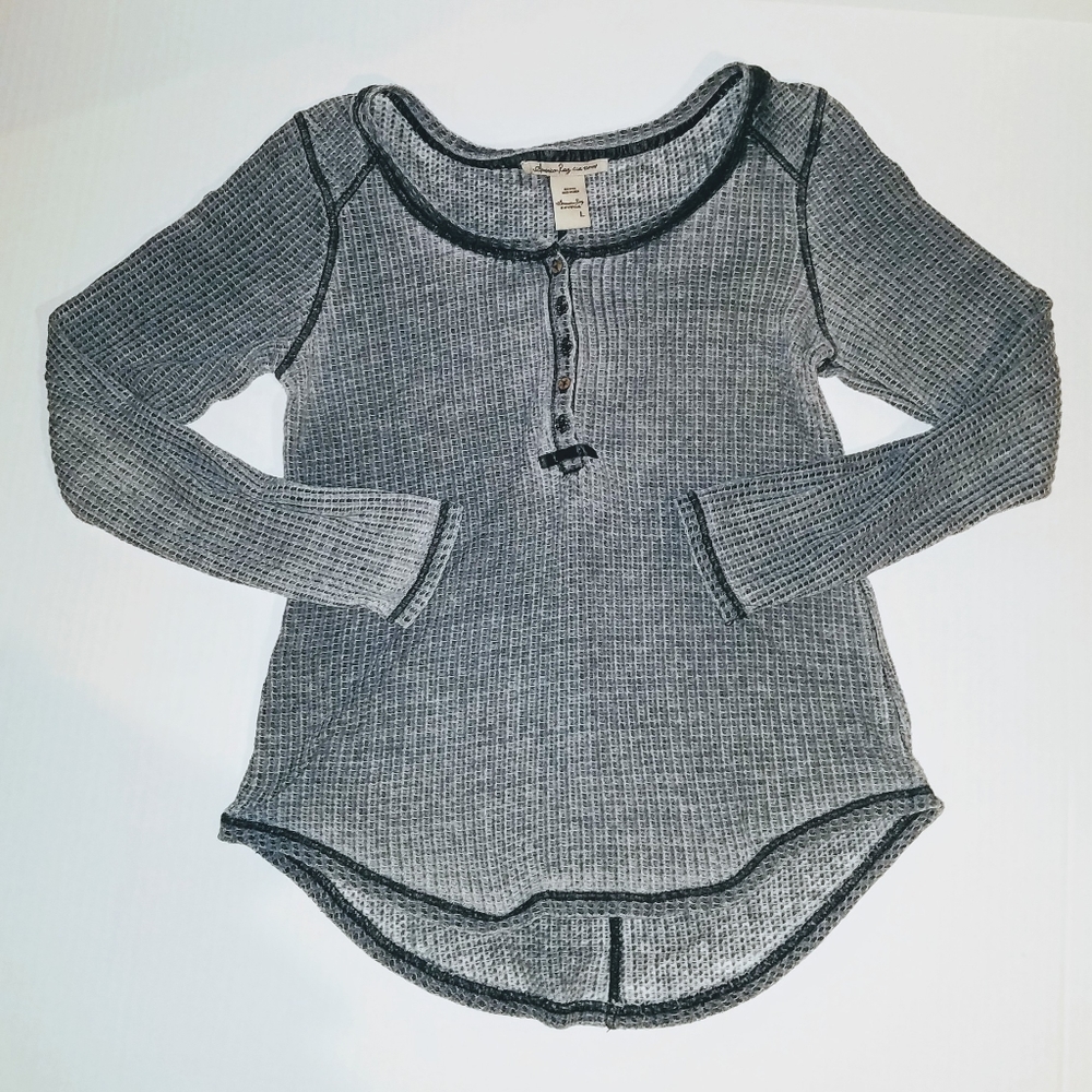 American Rag gray thermal style shirt